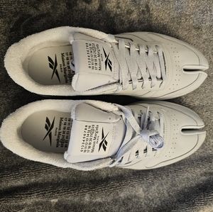 Brand New Maison Margiela Tabi Sneakers
